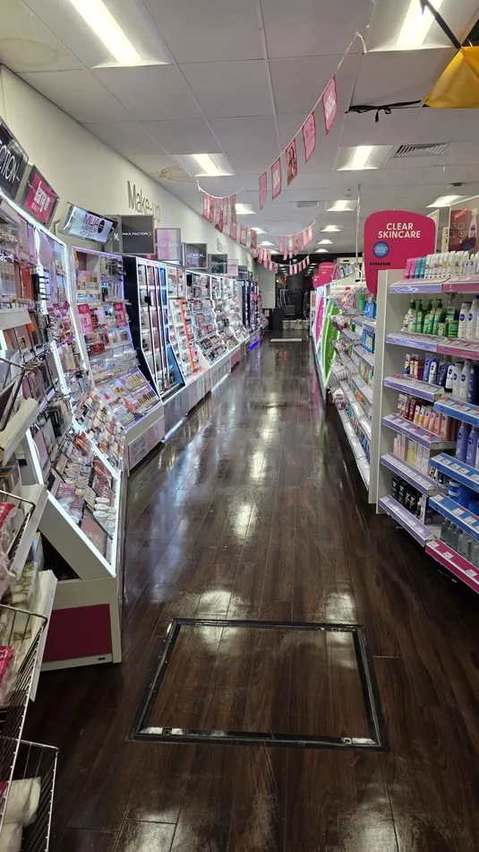 Retail unit flooring and fit-out by Site Fix Solutions